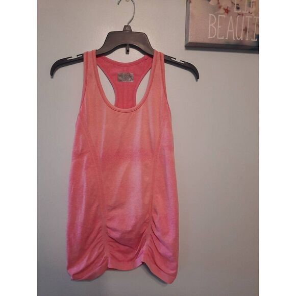 Athleta Fast Track Womens Tank Top M Reddish Pink Rushed Racer Back Seamless - Picture 2 of 4